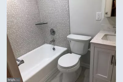 220 Locust Street #11ES, Philadelphia, PA 19106 - Photo 13