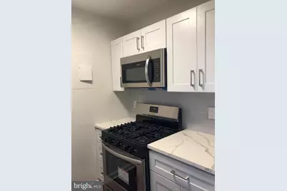 220 Locust Street #11ES, Philadelphia, PA 19106 - Photo 7
