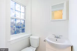 2340 E Letterly St, Philadelphia, PA 19125 - Photo 9