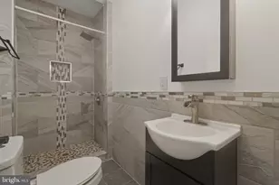 1029 S 51st St, Philadelphia, PA 19143 - Photo 31