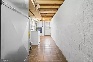 2731 Tolbut St, Philadelphia, PA 19152 - Photo 15