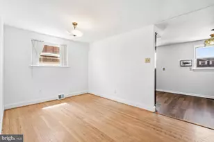 2731 Tolbut St, Philadelphia, PA 19152 - Photo 29