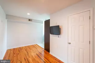 1116 Pine St, Philadelphia, PA 19107 - Photo 3