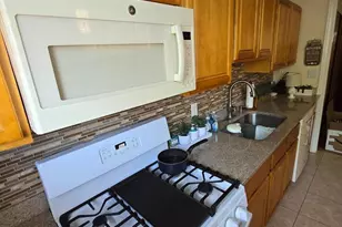5925 Reach St, Philadelphia, PA 19120 - Photo 9