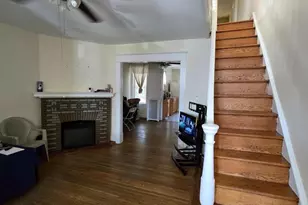 5925 Reach St, Philadelphia, PA 19120 - Photo 3