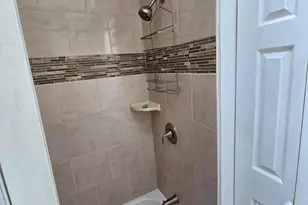 5925 Reach St, Philadelphia, PA 19120 - Photo 33