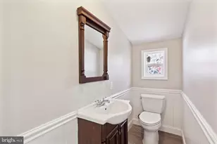 1821 W Porter St, Philadelphia, PA 19145 - Photo 15