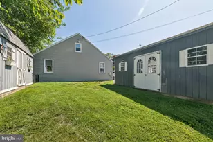 918 Griffith St, Philadelphia, PA 19111 - Photo 49