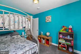 918 Griffith St, Philadelphia, PA 19111 - Photo 31