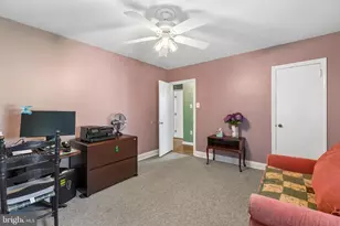 918 Griffith St, Philadelphia, PA 19111 - Photo 29