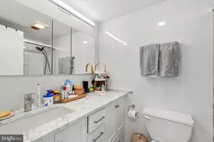 2018 Walnut St, Philadelphia, PA 19103 - Photo 17