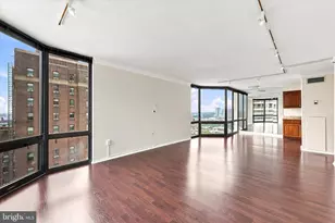 2018 Walnut St, Philadelphia, PA 19103 - Photo 5