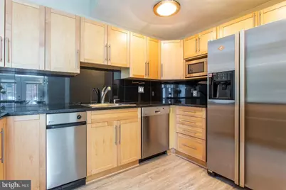 306 Cherry Street #1R, Philadelphia, PA 19106 - Photo 5