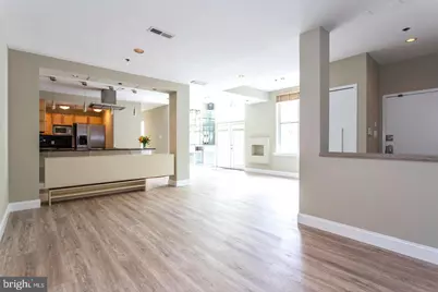 306 Cherry Street #1R, Philadelphia, PA 19106 - Photo 1