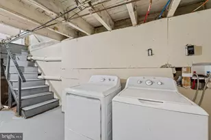 1364 W Spencer St, Philadelphia, PA 19141 - Photo 25