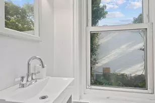1364 W Spencer St, Philadelphia, PA 19141 - Photo 17