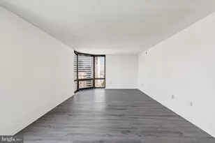 2020 Walnut St, Philadelphia, PA 19103 - Photo 5
