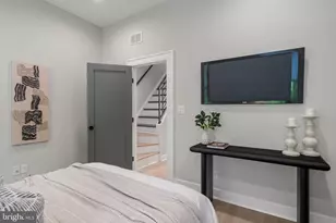 909 S 25th St, Philadelphia, PA 19146 - Photo 19