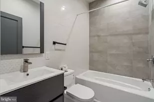 909 S 25th St, Philadelphia, PA 19146 - Photo 29
