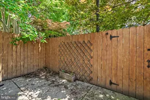 909 S 25th St, Philadelphia, PA 19146 - Photo 17