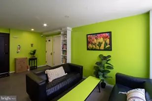 152 W Laurel St, Philadelphia, PA 19123 - Photo 19