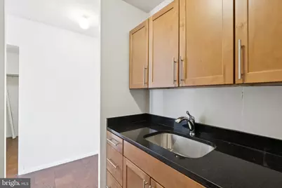 200 Locust Street #20EN, Philadelphia, PA 19106 - Photo 9