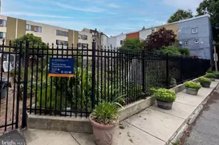 1136 Waverly St, Philadelphia, PA 19147 - Photo 5