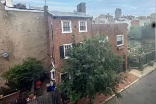 1136 Waverly St, Philadelphia, PA 19147 - Photo 9