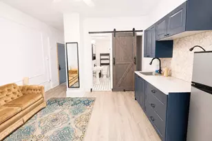 1324 Locust St, Philadelphia, PA 19107 - Photo 1