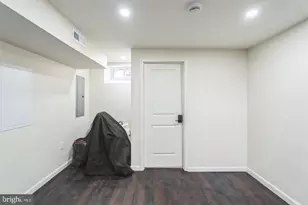 2420 Harlan St, Philadelphia, PA 19121 - Photo 9
