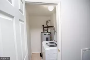 8030 Ditman St, Philadelphia, PA 19136 - Photo 23