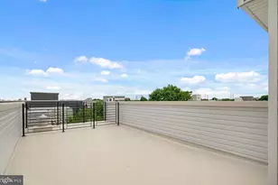2209 Cross St, Philadelphia, PA 19146 - Photo 33