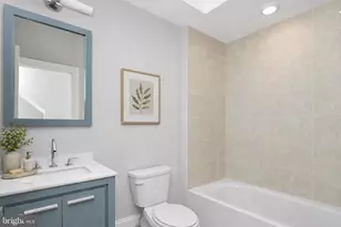 2209 Cross St, Philadelphia, PA 19146 - Photo 27