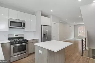 2209 Cross St, Philadelphia, PA 19146 - Photo 9