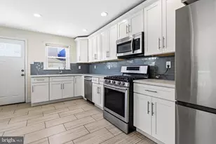 2341 E Boston St, Philadelphia, PA 19125 - Photo 9