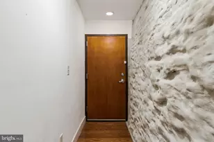 1639 Poplar St, Philadelphia, PA 19130 - Photo 17
