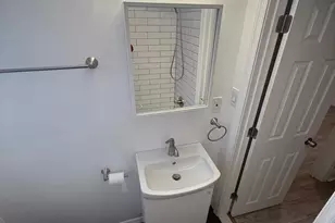 2048 N Darien St, Philadelphia, PA 19122 - Photo 7