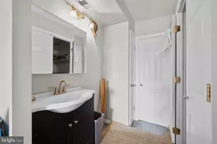 2537 Shelmire Ave, Philadelphia, PA 19152 - Photo 9
