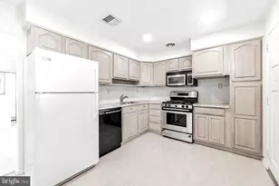 615 Artwood Dr, Philadelphia, PA 19115 - Photo 5