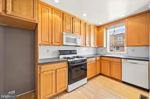 2127 Glenview St, Philadelphia, PA 19149 - Photo 5
