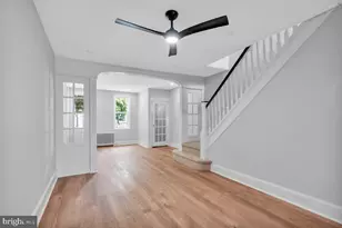622 Fernon St, Philadelphia, PA 19148 - Photo 9