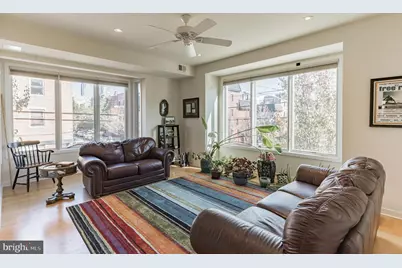800 S 19th Street, Philadelphia, PA 19146 - Photo 15