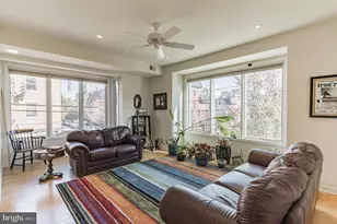 800 S 19th St, Philadelphia, PA 19146 - Photo 15
