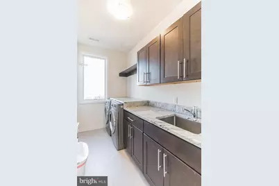 800 S 19th Street, Philadelphia, PA 19146 - Photo 19