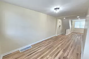 7638 Sherwood Rd, Philadelphia, PA 19151 - Photo 5
