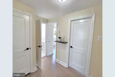 7638 Sherwood Road, Philadelphia, PA 19151 - Photo 9
