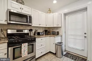 1124 Christian St, Philadelphia, PA 19147 - Photo 5