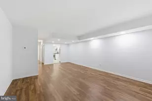 289 Shawmont Ave, Philadelphia, PA 19128 - Photo 5