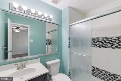289 Shawmont Avenue #E, Philadelphia, PA 19128 - Photo 15