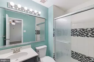 289 Shawmont Ave, Philadelphia, PA 19128 - Photo 15